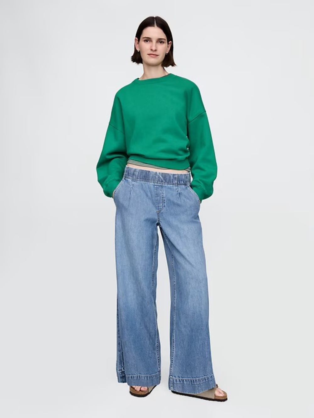 NEW! Gap Mid Rise UltraSoft Pleated Easy Baggy Jeans 🩷734203